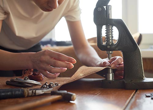 Leather sofa maintenance method